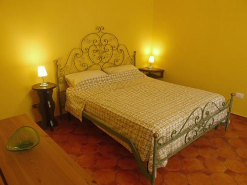 Casa Laurino a Napoli centro — 4-Star Luxury Hotel in Naples, Italy