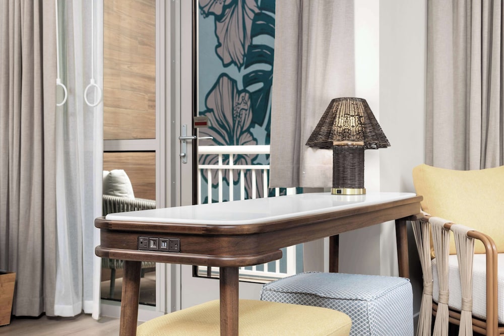 The Hiatus Clearwater Beach Curio Collection By Hilton - photo 22