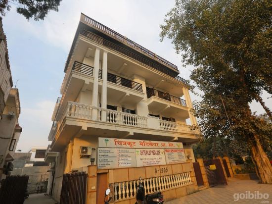 Oyo 28003 Maira Stays in Faridabad, India