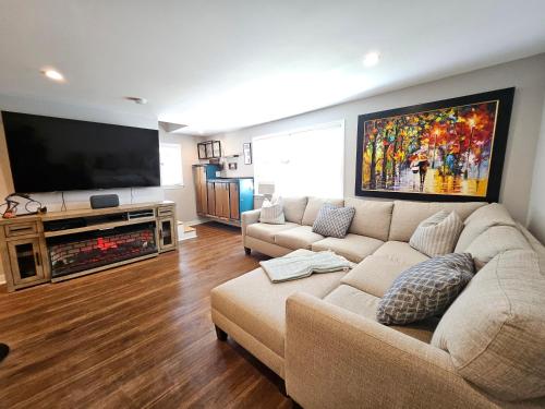 Middletown Modern Townhouse — 4-Star Luxury Hotel in Middletown, United States