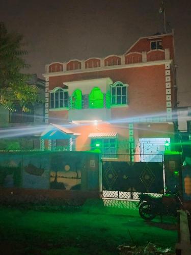 Abhinandan Homestay — 4-Star Luxury Hotel in Bolpur, India