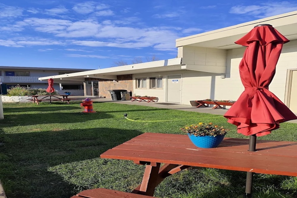 Motel 6 Butte MT Historic City Center - photo 20