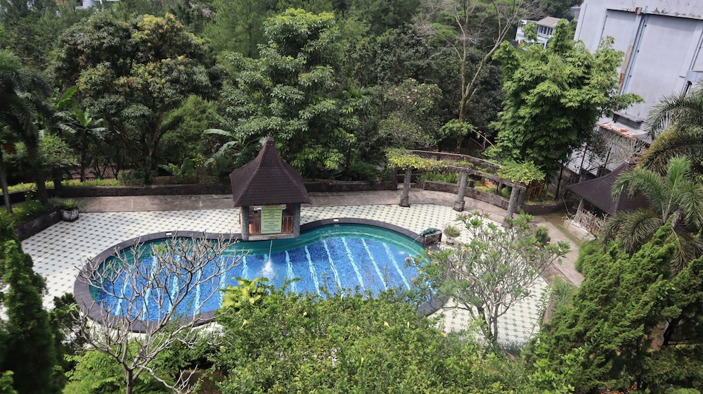 Hotel Green Wattana Sentul in Bogor, Indonesia