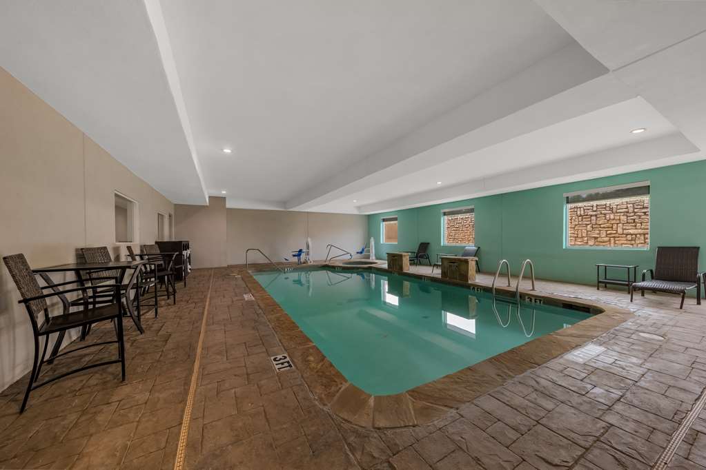 Best Western Bowie Inn & Suites - photo 5