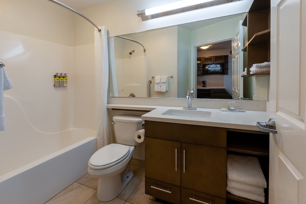 Candlewood Suites West Springfield by IHG - photo 19