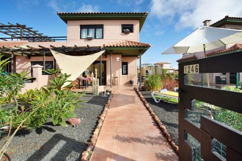 Amadeus — 4-Star Luxury Hotel in La Oliva, Spain