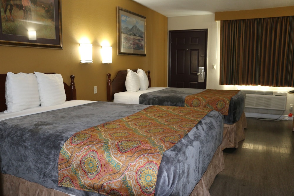 Budget Inn Barstow - photo 4