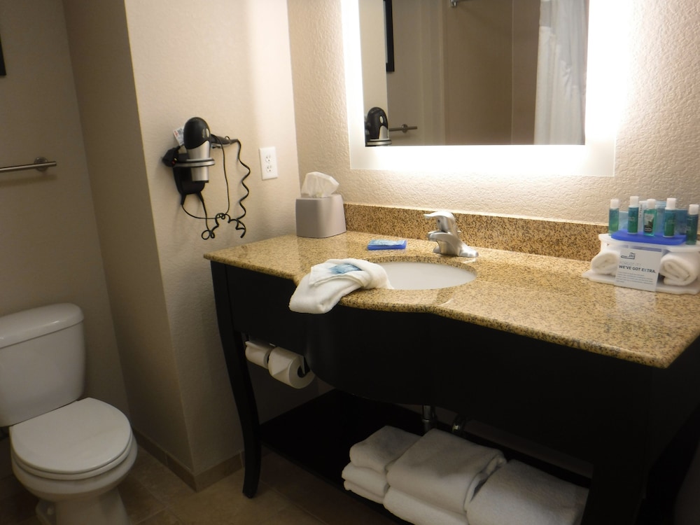 Holiday Inn Express West Jefferson by IHG - photo 17
