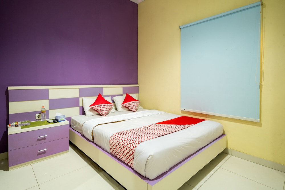OYO 342 De’Kayakini Hotel