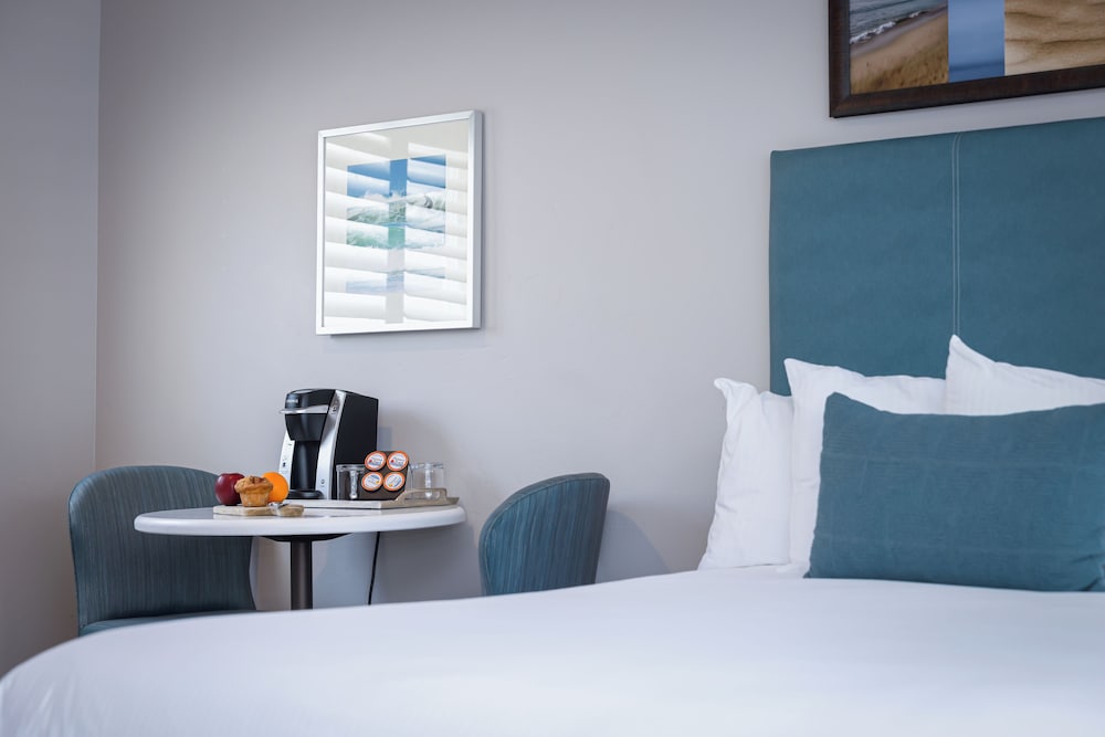 Marina Beach Motel - photo 29