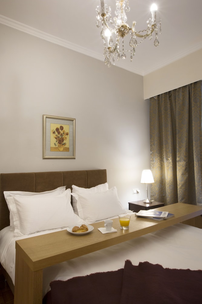 Koukaki Deluxe Apt at Syggrou Fix — 4-Star Luxury Hotel in Athens, Greece