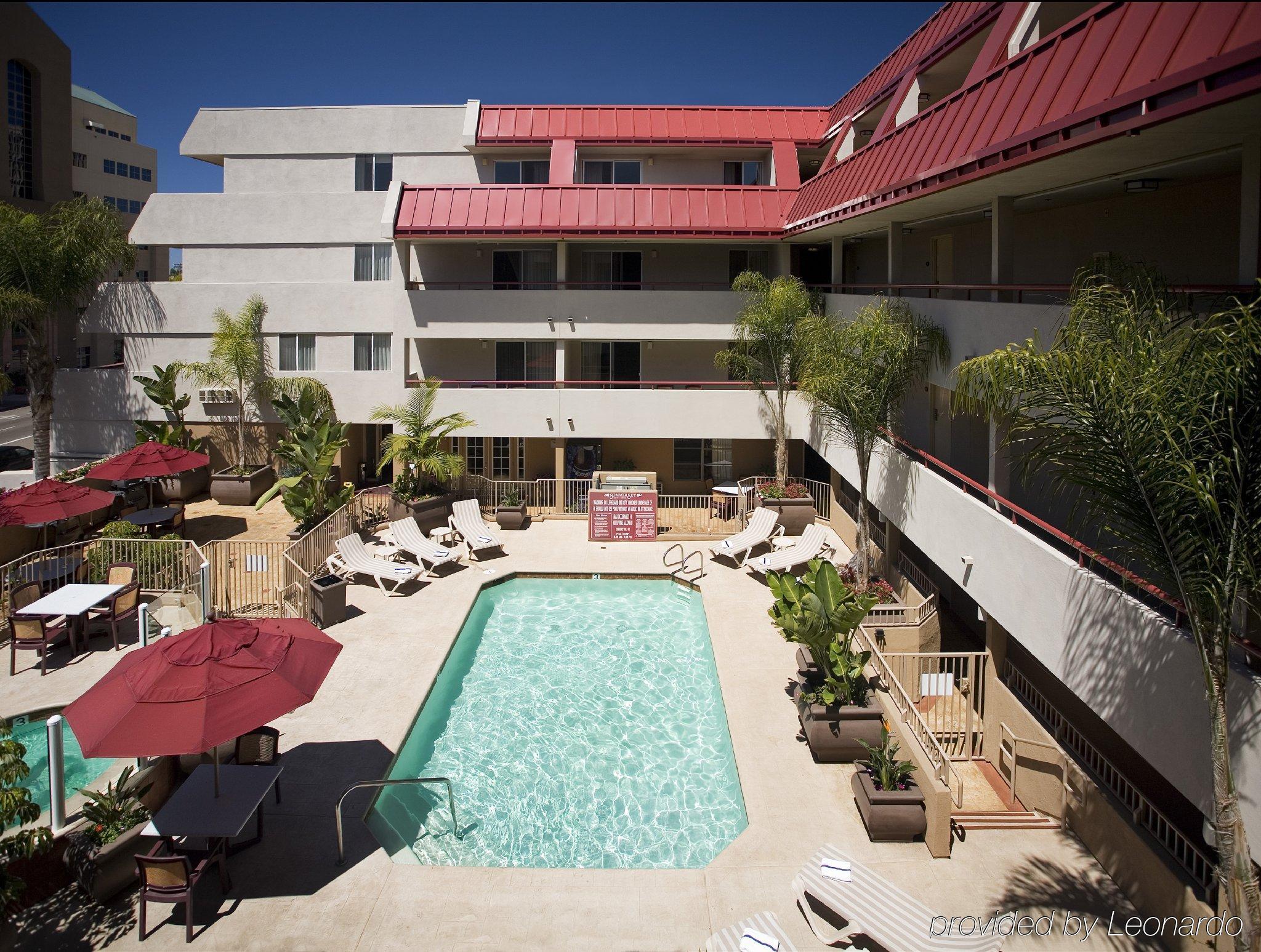 Sommerset Suites Hotel - photo 9