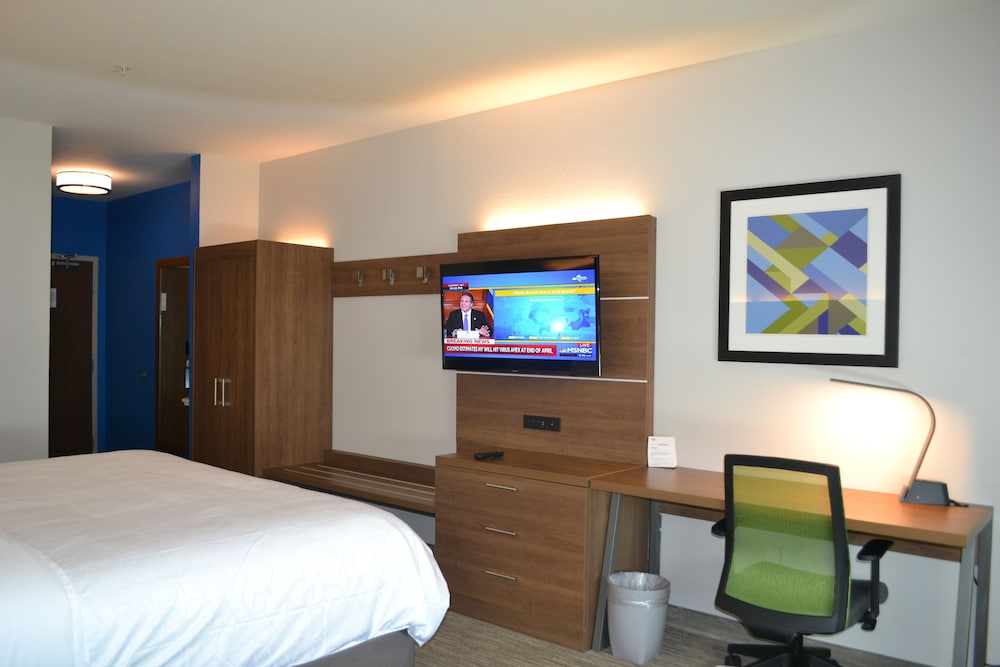 Holiday Inn Express Tallahassee University Central by IHG - photo 20