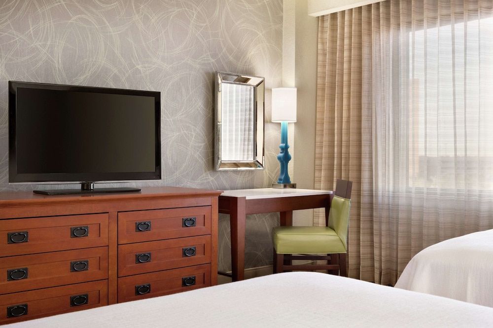 Embassy Suites by Hilton San Antonio Airport - photo 18