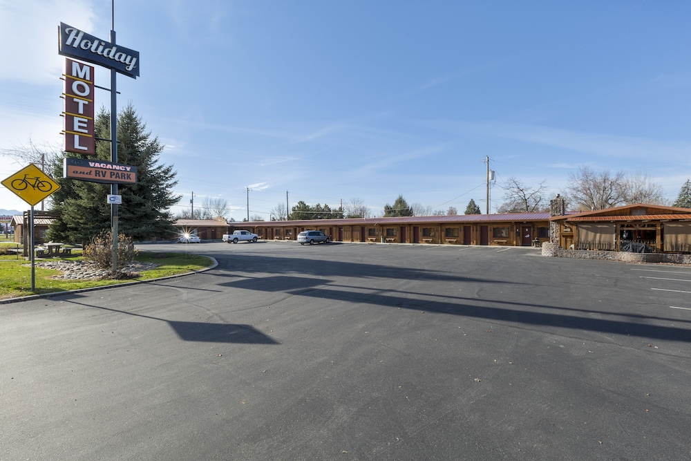 Holiday Motel and RV Park - photo 51
