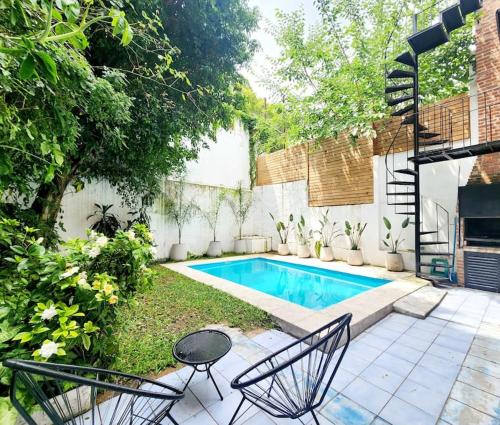 Casa PalermoSoho Piscina Jardín Parrilla Terraza 3Pisos 5Dorm 4Baños — 4-Star Luxury Hotel in Buenos Aires, Argentina