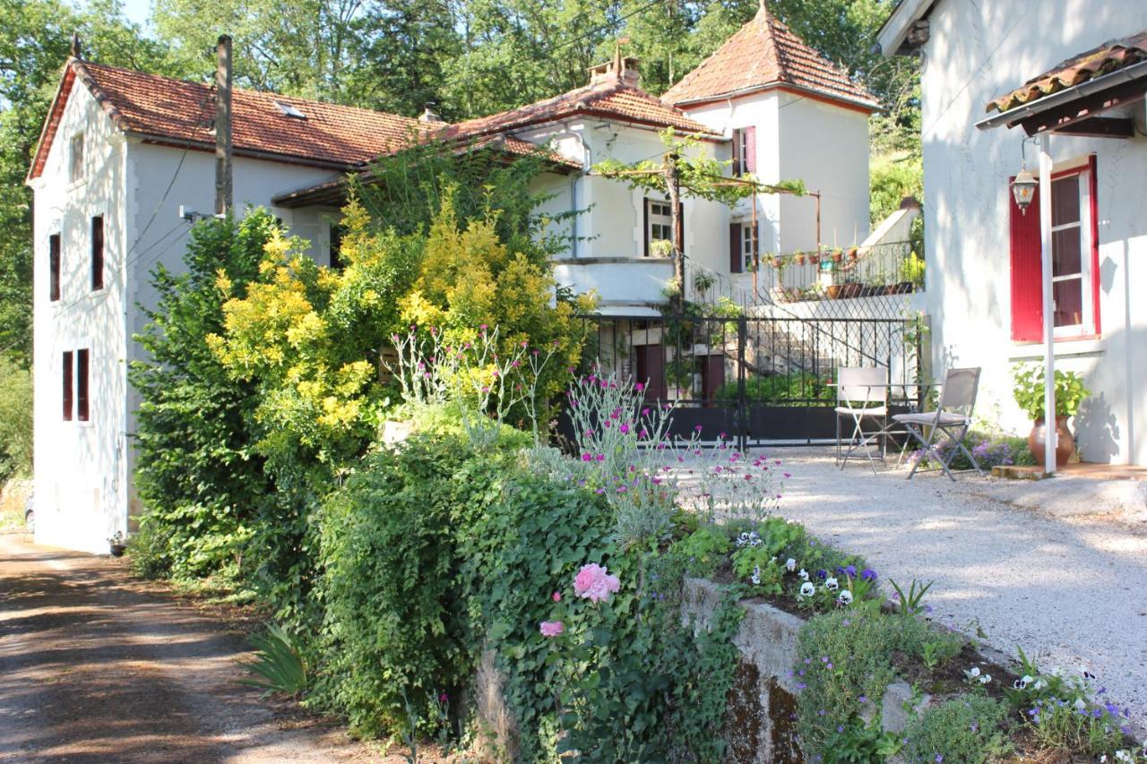 Castel Rouge — 4-Star Luxury Hotel in Luzech, France