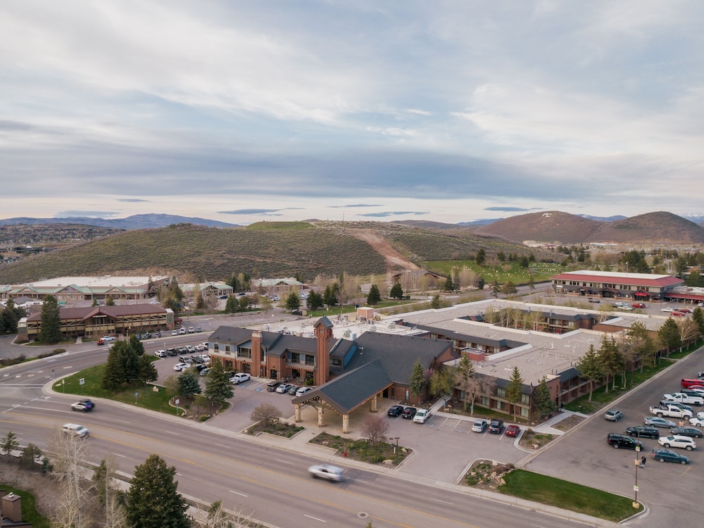 DoubleTree by Hilton Hotel Park City The Yarrow - photo 82