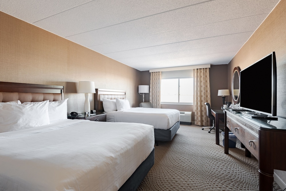 Wyndham Omaha West Dodge - photo 13