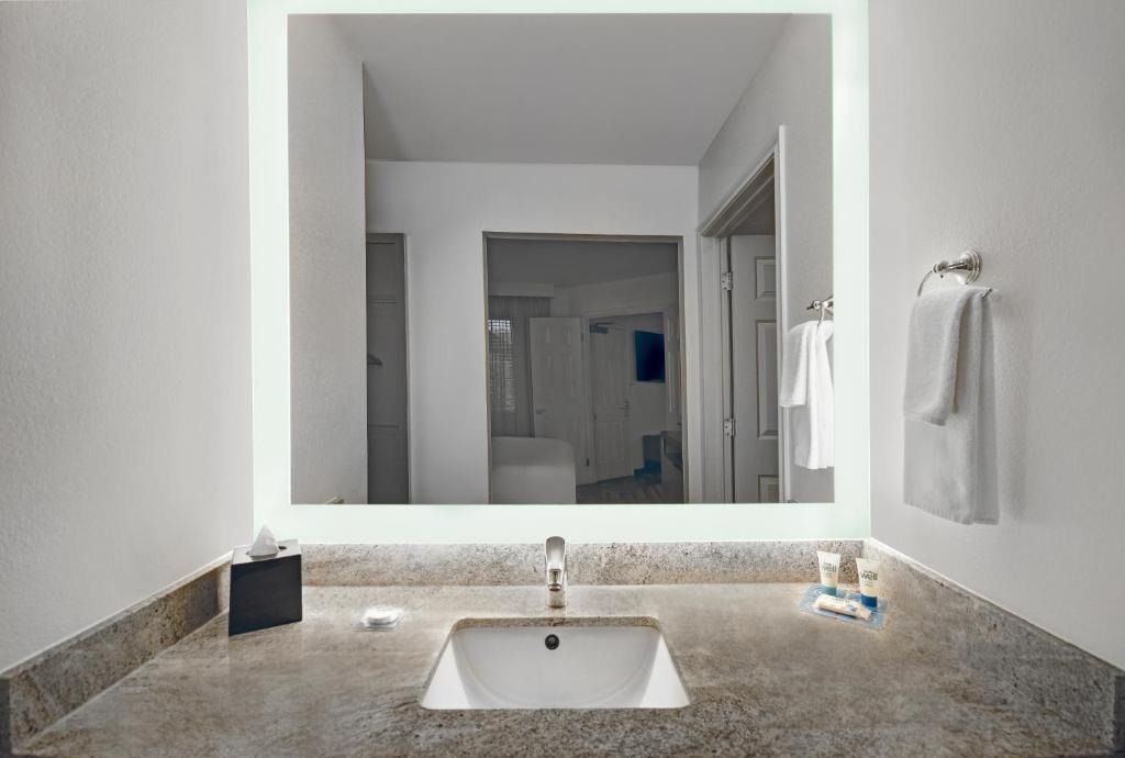 Hyatt House Bridgewater - photo 10