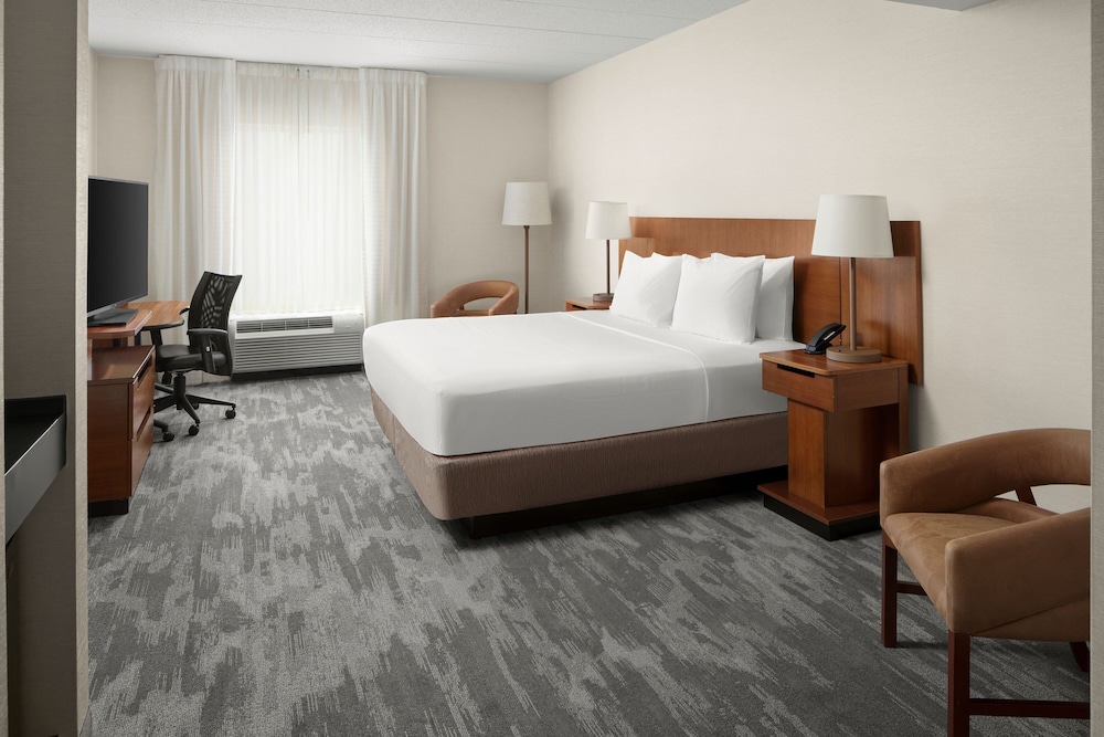 Fairfield Inn & Suites by Marriott Columbus OSU - photo 16