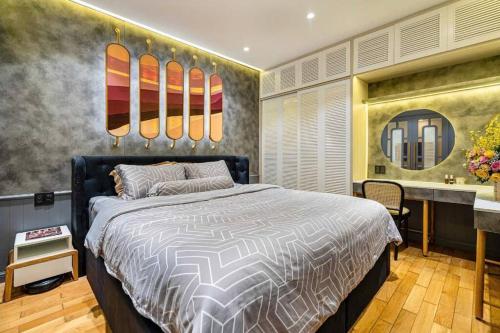 Classic Luxury condo & Swiming Rooftop Pool — 4-Star Luxury Hotel in Ho Chi Minh City, Vietnam