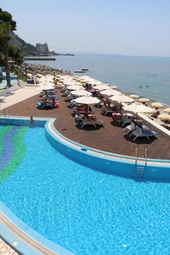 Costa Del Sol - last minute hotel in Durres