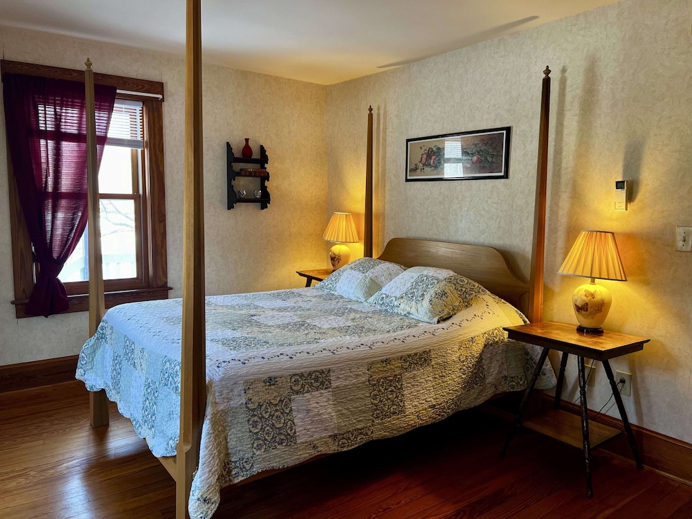 The Wayside Inn - photo 16