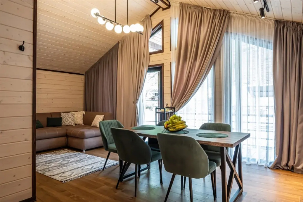 Kottedzh Semeynye Lyuks V Terskole ot Kvartiruking in Terskol, Russia