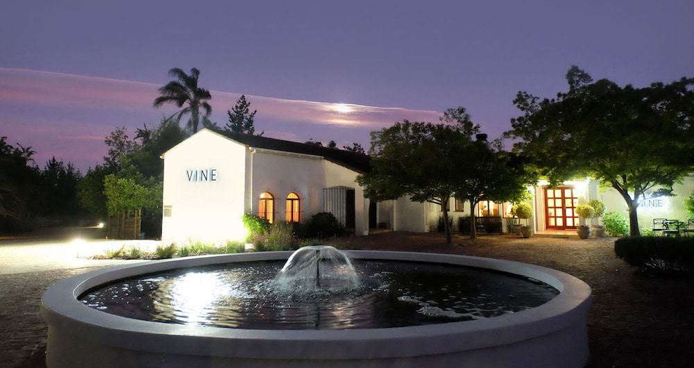 Vine Guesthouse — 4-Star Luxury Hotel in Stellenbosch, South Africa