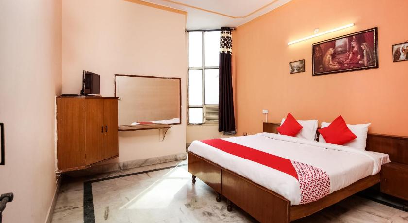 Hotel Apoorva DLX in Jaipur, India