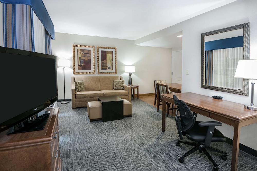 Homewood Suites by Hilton Laredo at Mall del Norte - photo 8