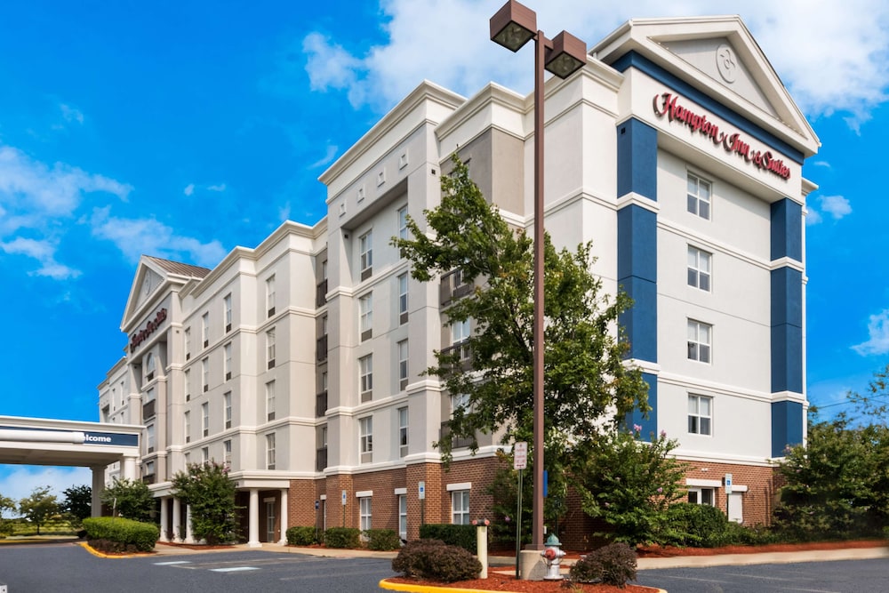Hampton Inn & Suites Fredericksburg at Celebrate Virginia - photo 78
