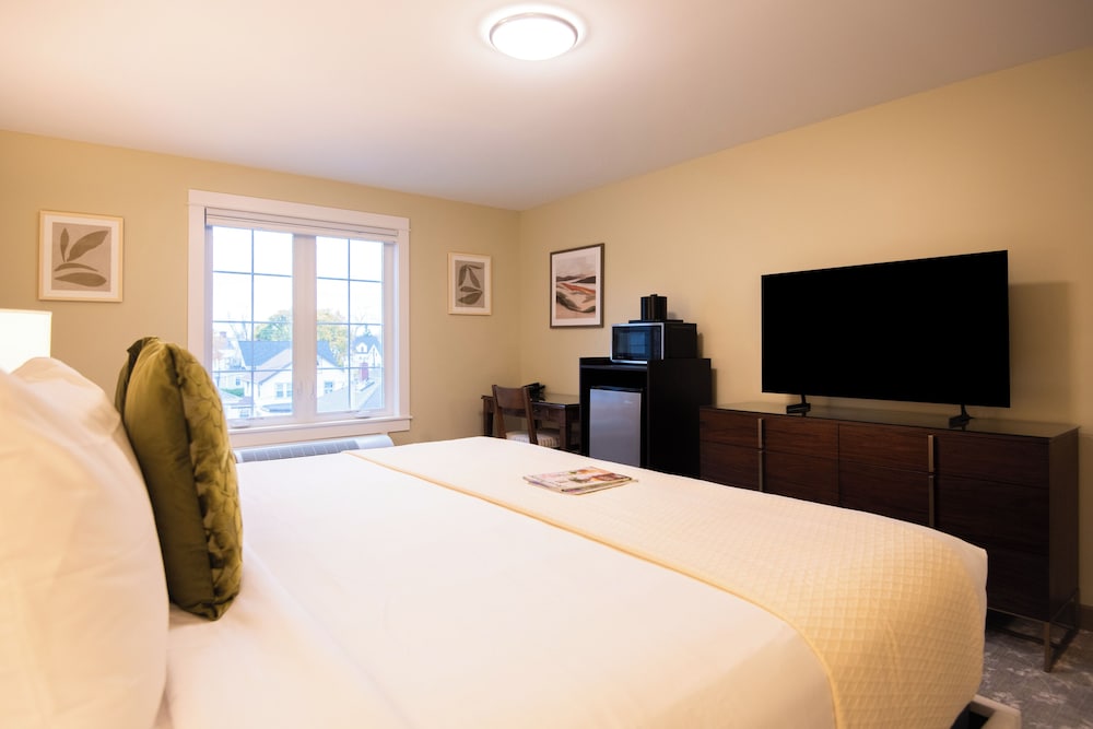 The Pathmaker Hotel - photo 37