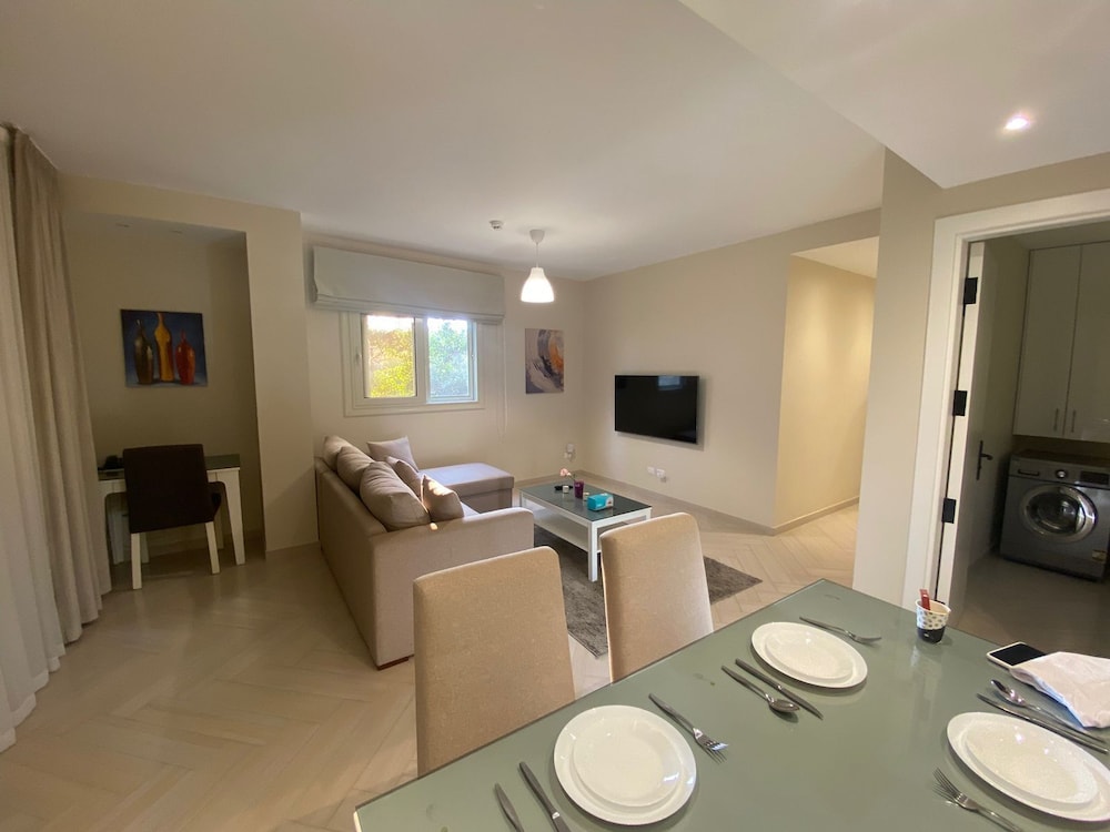 Dyafa Suites Giza in Giza, Egypt