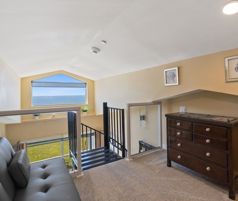 Three Arch Inn - photo 15