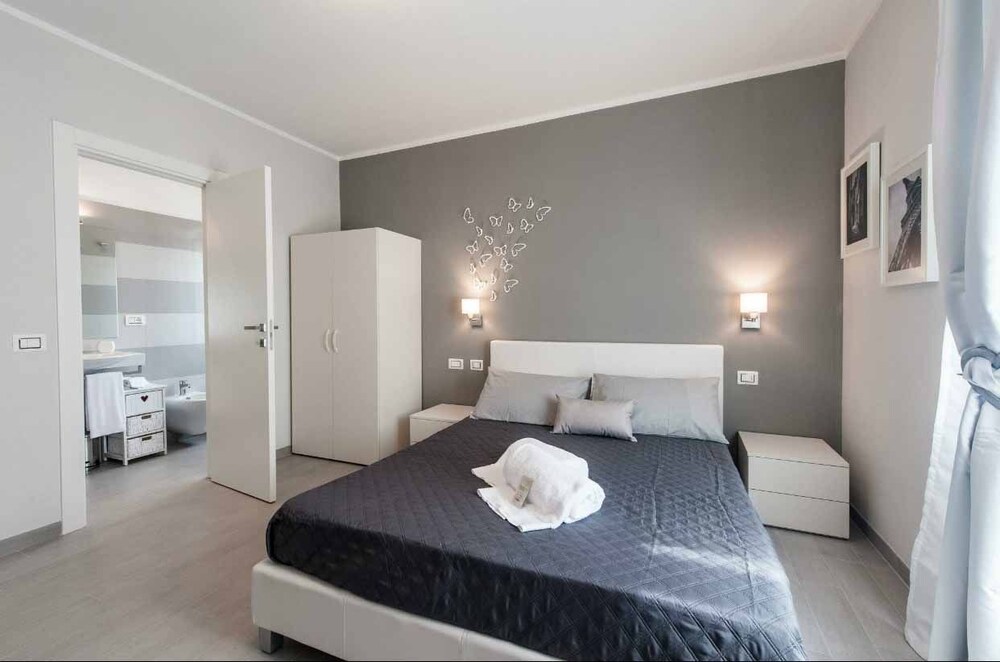 Affittacamere Villa Marcella — 4-Star Luxury Hotel in La Spezia, Italy