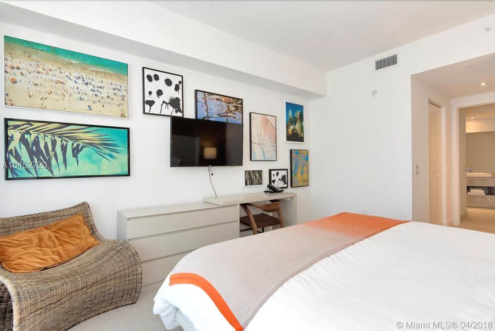 Ocean View 2 Bedrooms 2 Bathrooms @ Hyde Resort - photo 3