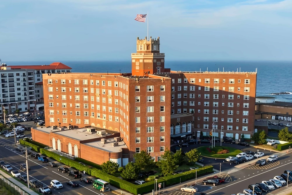 Berkeley Oceanfront Hotel - photo 75
