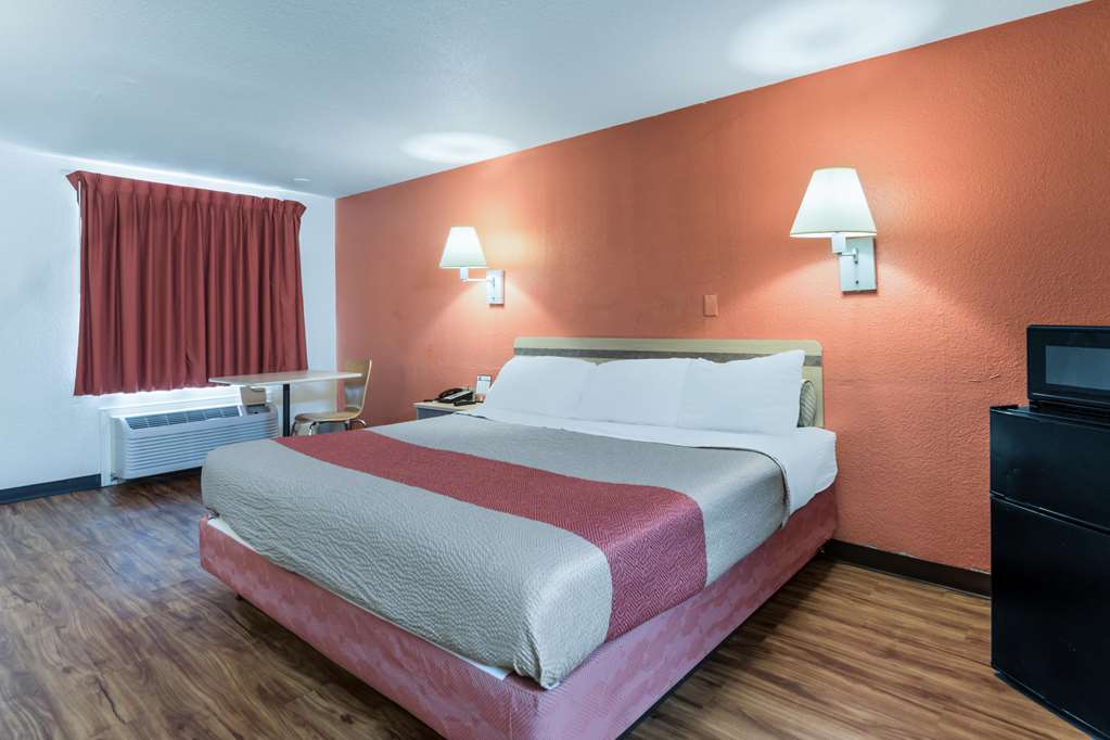 Motel 6 Newport News - photo 21
