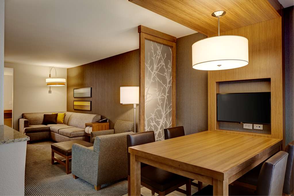 Hyatt Place Madison Verona - photo 21
