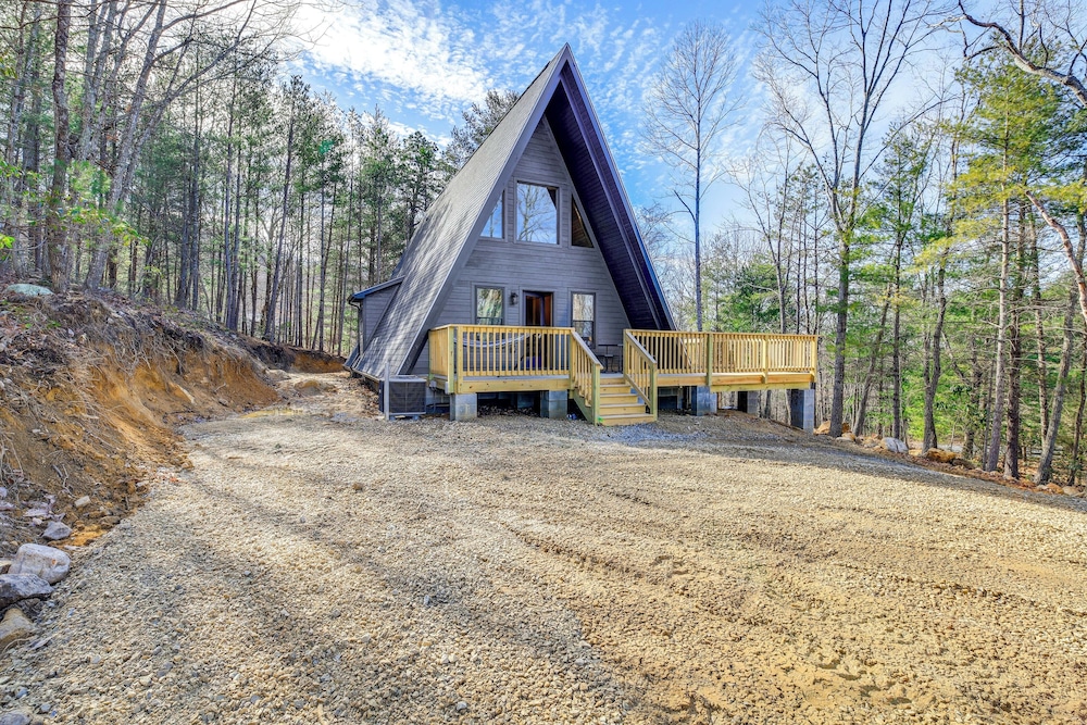 Wytheville A Frame Cabin W Wraparound Deck 21240332 — Wytheville