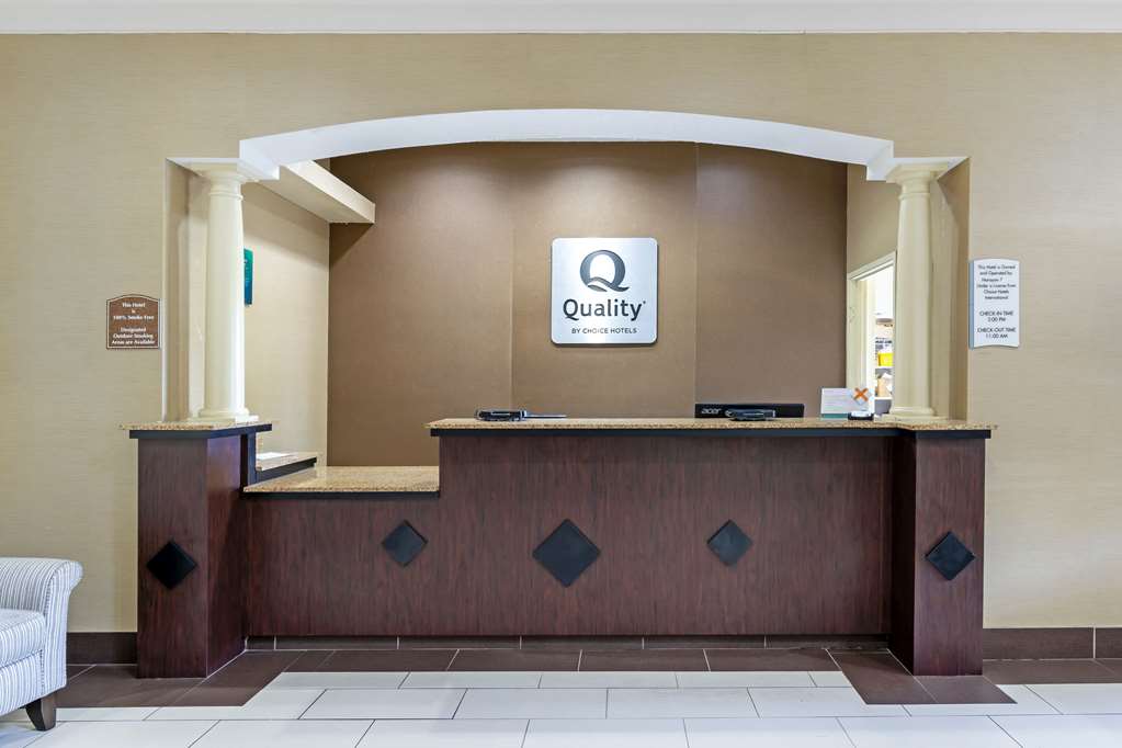 Quality Suites La Grange - photo 3