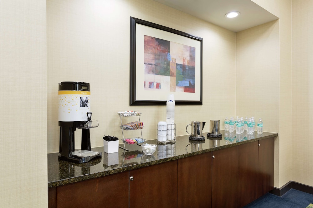 Hampton Inn Charlotte Belmont at Montcross - photo 28