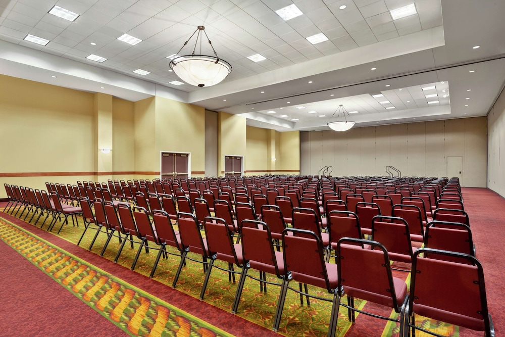 Hampton Inn & Suites Dallas Mesquite - photo 38