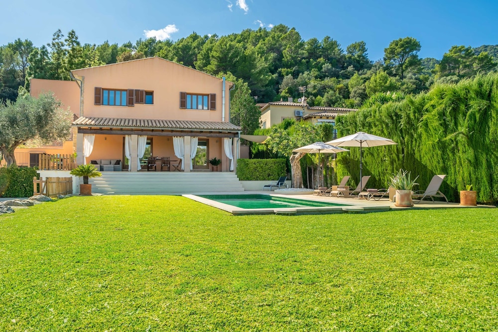 Sa Tanca de sa Nina — 4-Star Luxury Hotel in Mancor De La Vall, Spain