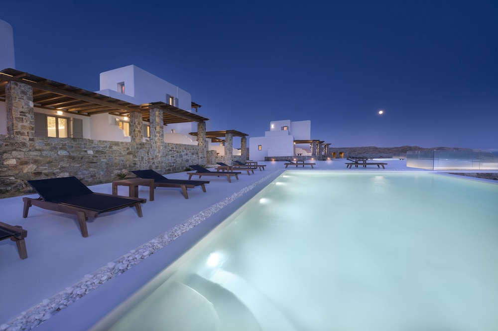 Legendary Suites - last minute hotel in Mykonos