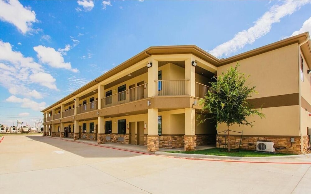 Palace Inn Conroe - photo 57