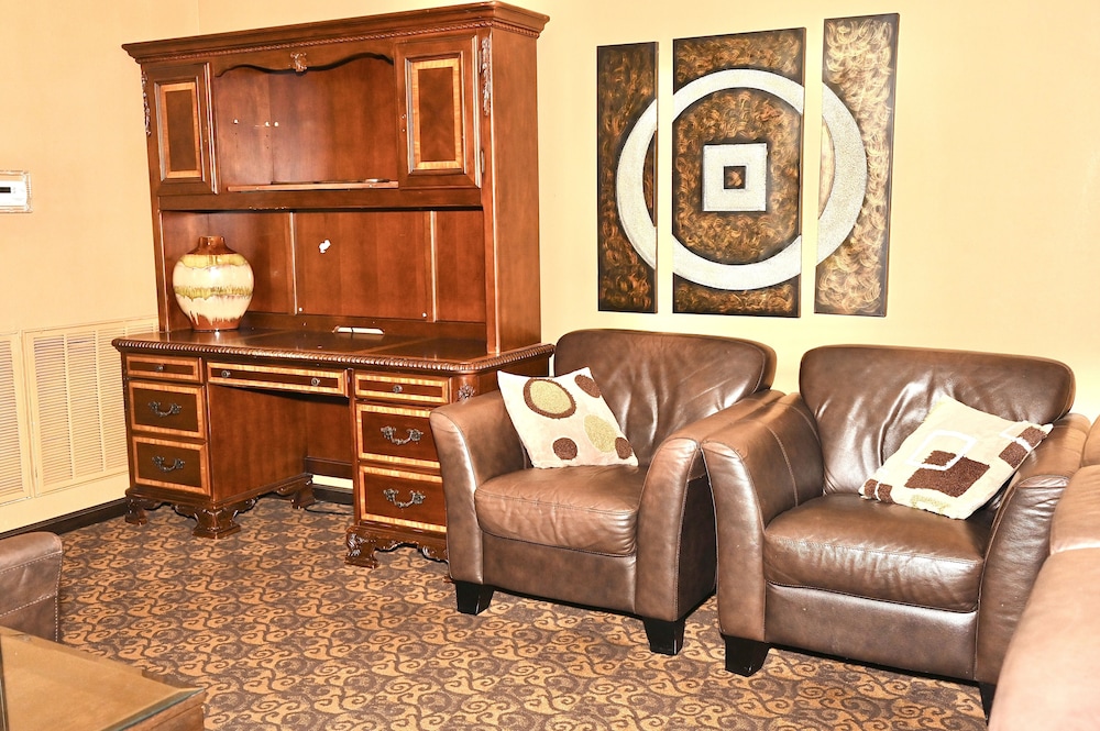 Fortune Inn And Suites Newport - photo 16