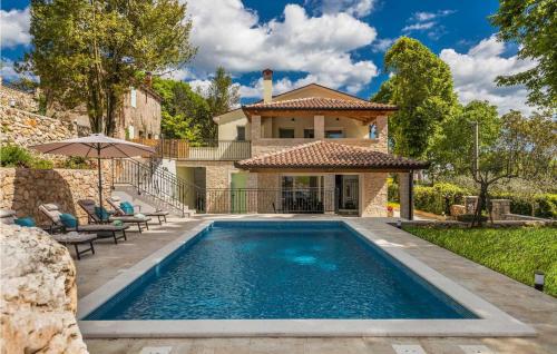 Villa Nona Nina — 4-Star Luxury Hotel in Labin, Croatia